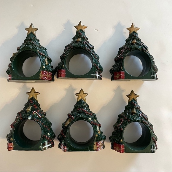 Holiday Christmas Napkin Rings Green Tree Set Of 6 Plastic Marked Reed Star Top - Picture 5 of 6